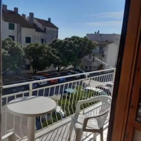 Guest house And Tattoo - Modern & Free Parking